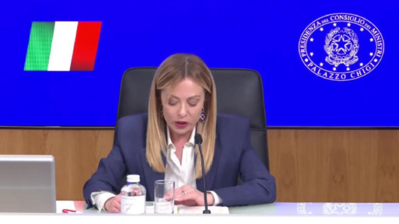 Meloni: Stanziato 1 miliardo euro per incentivi occupazionali, ma se applicato 'salario giusto'