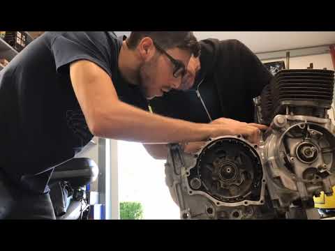 Honda CB750 K2 - Engine Rebuild Timelapse