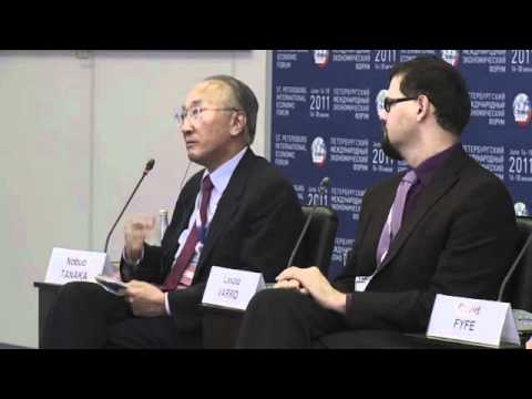 Nobuo Tanaka answers questions posed by reporters - SPIEF 2011