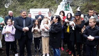 78 гълъба полетяха в небето над Забърдо с послание за мир