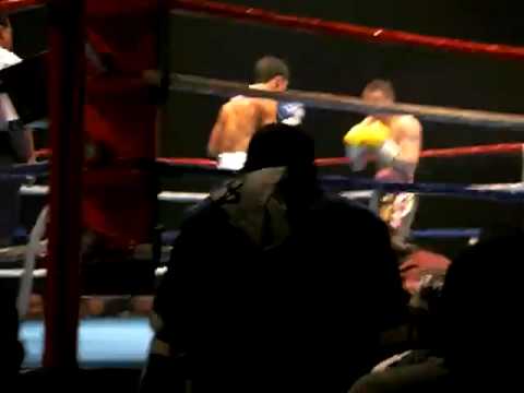 ボクシング　小堀世界奪取