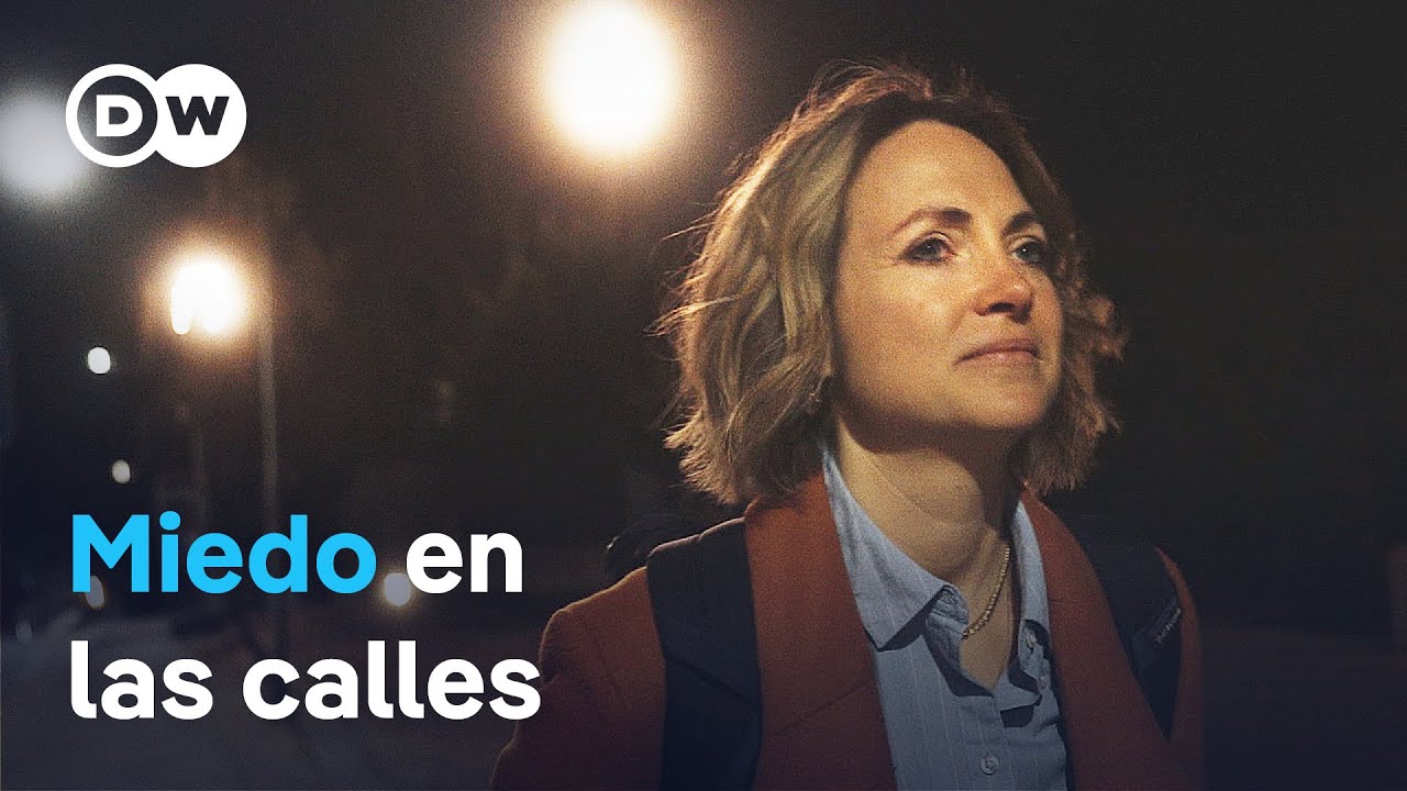 Cómo la violencia masculina marca la vida de las mujeres en el espacio público | DW Documental