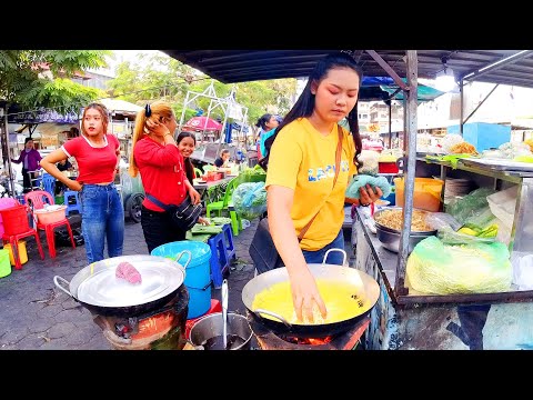 Yellow Pancake, Spring Roll, Rice Noodle, Roasted Pig, Fruit Smoothie & More, Cambodia Street Food