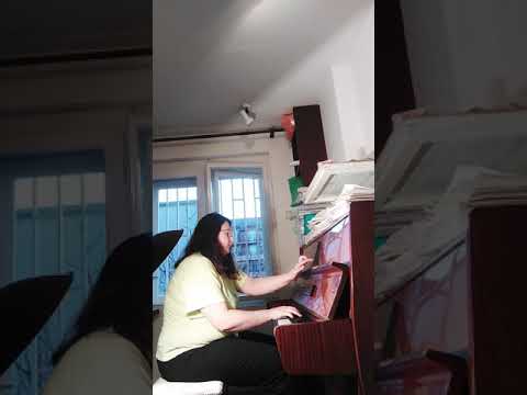 19)N.Baklanova: "Horovod"(Igra) for violin and piano,only piano accompagnament