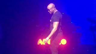 Donell Jones performs Do U Wanna at Apollo Theater