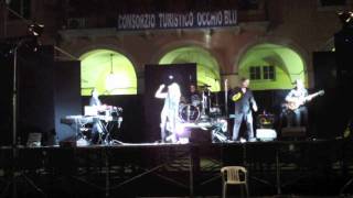 18) On the air (Wallflower live in Levanto, 9-7-2011).mov