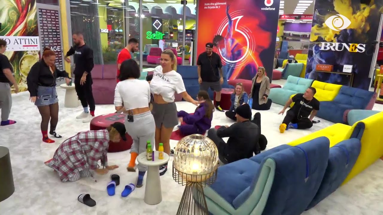 Sfida kap në befasi banorët, vrapojnë drejt living për të kërcyer “breakdance”