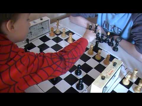 B 5.1. Matej Michálek - Filip Haring 1/2 - 1/2