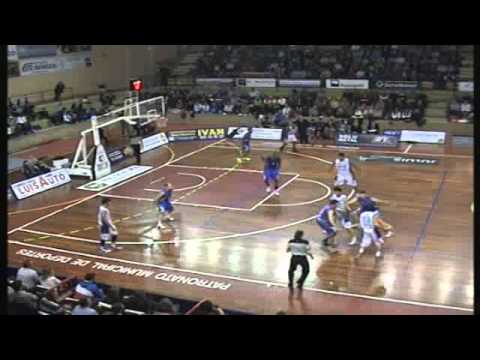 ORO PALENCIA BALONCESTO,80 - KNET & ÉNIAC,71 (04/11/2011 0:00:00)