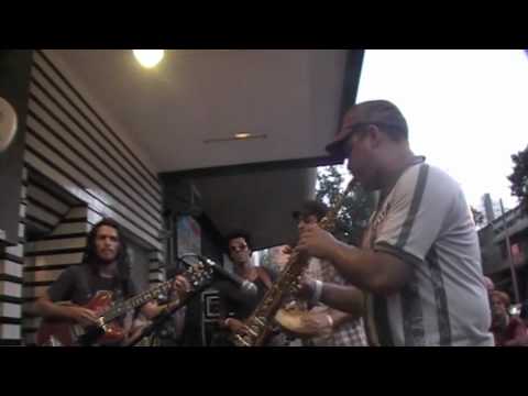 Túlio Araújo no Savassi Festival 2010 - Samba do Avião