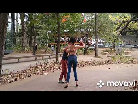 Encontros no Forró: Icaro Abreu e Sara Ellen. Música: É Doce Mas não  é  Mole (Rapadura)