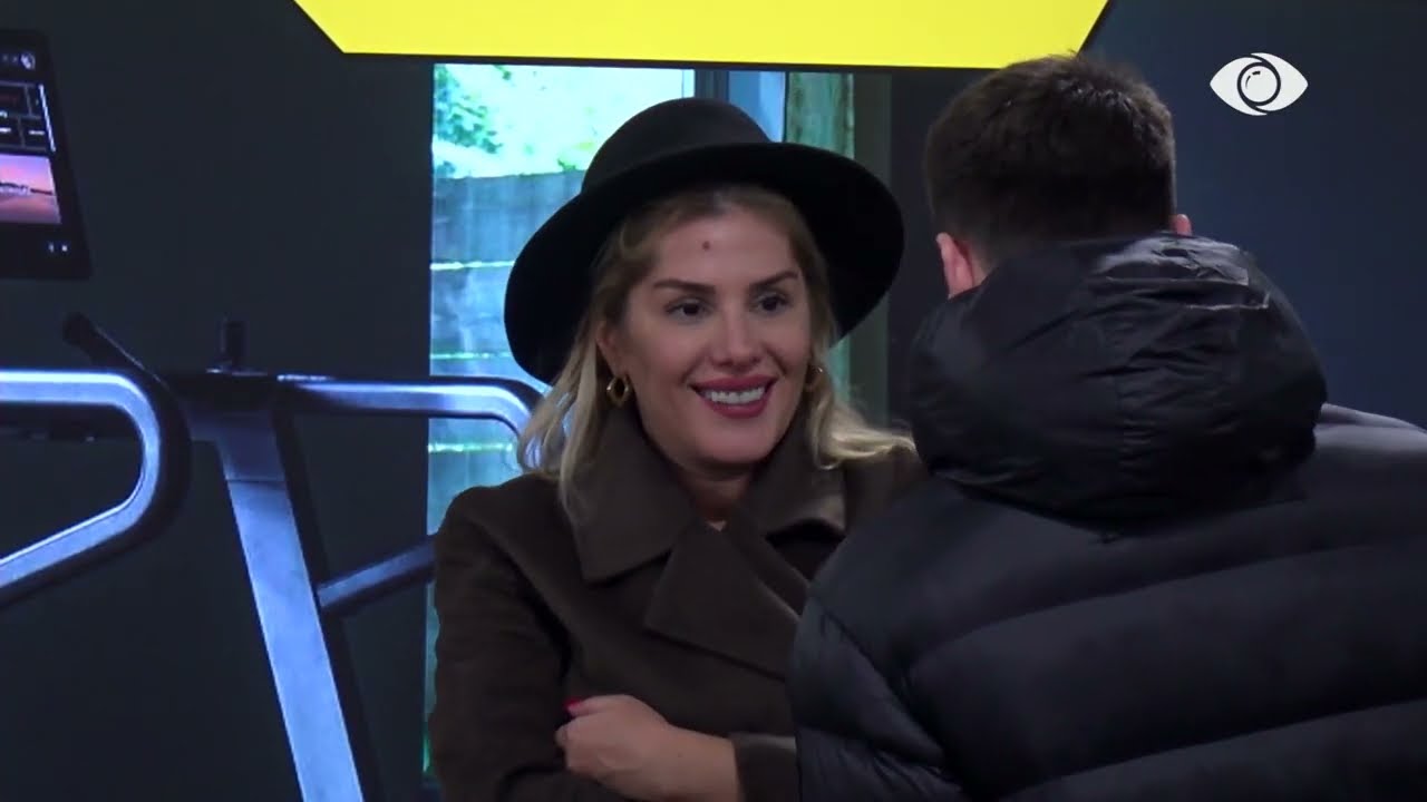 “Ti ose duhet të puthesh ose…”/ Ilnisa flet me Meritonin