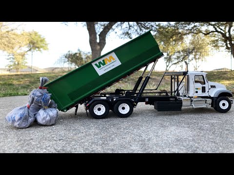 First Gear Waste Management 1/34 Scale Roll-Off Garbage Truck In Action l Garbage Trucks Rule