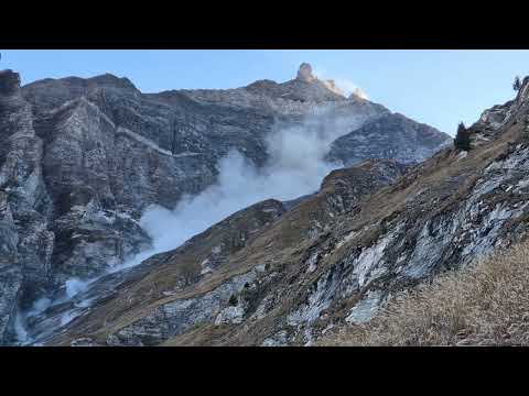 Felssturz am Piz Beverin, Graubünden, Schweiz.