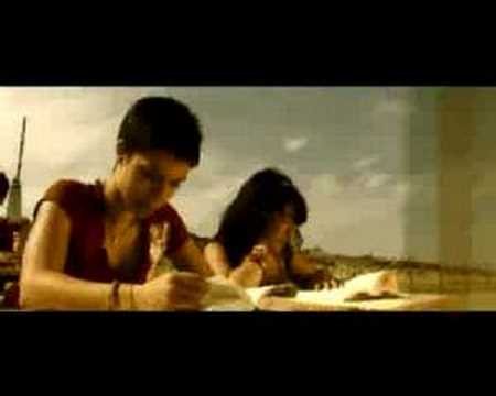 KRIKKA REGGAE "Na storia" videoclip