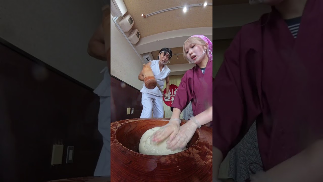 his name is 「Amu Yumesaki」💪🇯🇵pounds some mochi! #kyoto #matcha #muscle #fyp #mochimochi