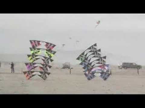 Mega Fly at WSIKF '07 (Revolution Kite)