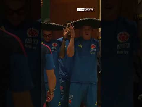 🇨🇴🪇 Les Colombiens accueillis par des mariachis à leur arrivée à l'hôtel de Guadalajara !
