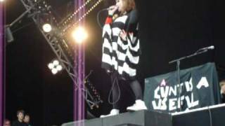 10/11 Kate Nash - model behaviour live @ Pinkpop the Netherlands 30 may 2010