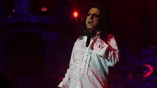 Alice Cooper - Nita Strauss Guitar Solo / Roses On White Lace Live in The Woodlands / Houston, Texas