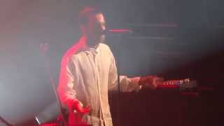 Chet Faker - Intro / Melt (HD) Live In Paris 2015