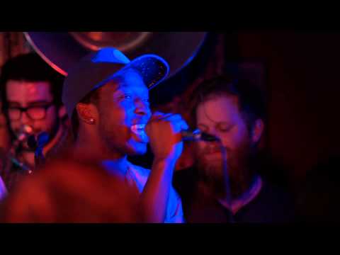 Citizen Kay feat. BKBB - Raise a Glass (live)