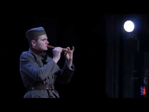 Izvor Paris - Igre iz Studenice (LÀ-BAS, AU LOIN)