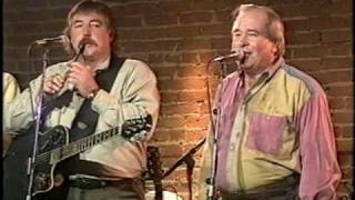 The Irish Rovers - The Orange and the Green - Sung by the late, great Jimmy Ferguson