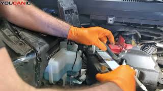 How to Remove and Install the 12-Volt Battery on a 2014-2021 BMW i3