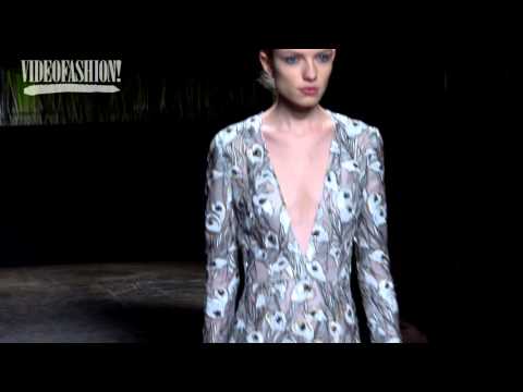 J. Mendel - New York Fashion Week Fall 2016 - Videofashion Flash!