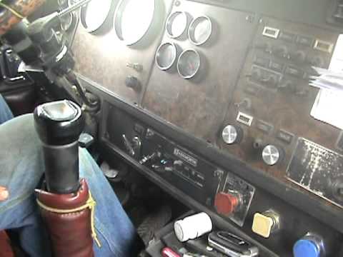 W-900 with 8V-92 Detroit Diesel