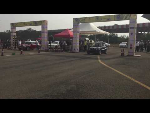 Thumbnail for Mini Cooper VS Reva Drag race @ Vroom 1st Edition