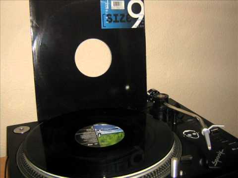 SIZE 9   I'M READY  REMIX VERSION   A  1995 VIRGIN   REPLEGA