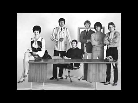 Executives - Sit Down, I Think I Love You (1967)