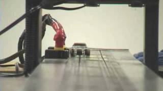 preview picture of video 'HO Malibu slot car pulls the wheels (slomo)'