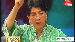 Download lagu Mata Najwa 30 Desember 2015 - Panggung Titiek Puspa Part 2 mp3
