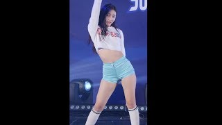 Download lagu 180408 MOMOLAND (모모랜드) - 뿜뿜 (BBoom BBoom) [연우] YeonWoo 직캠 Fancam (화성여자배구 올스타 슈퍼매치) by Mera mp3