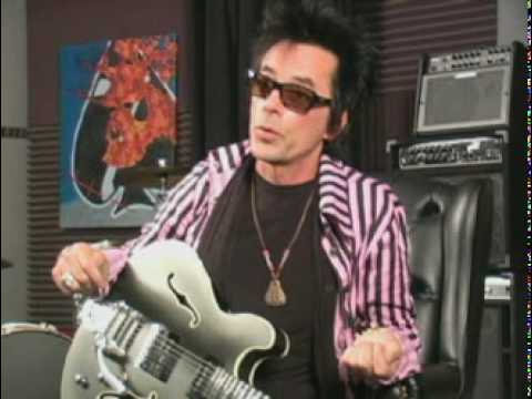 Earl Slick on Playing with David Bowie and John Lennon