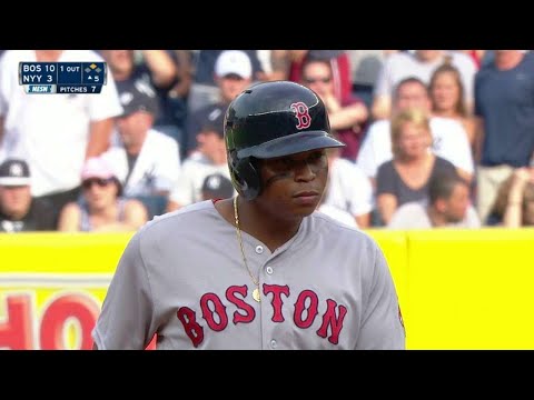 BOS@NYY: Devers lifts a two-run double to center