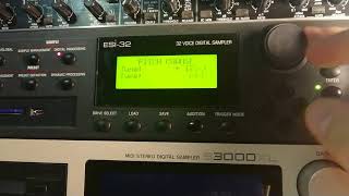 Video thumbnail for E-MU ESI-32: digital processing by Dreamwebspace