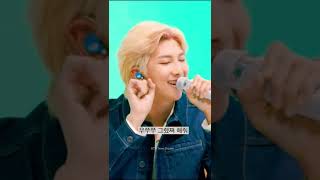 Download lagu (BTS/RM) You have to watch this RM's performance priodically!! (ft. Look Here) mp3