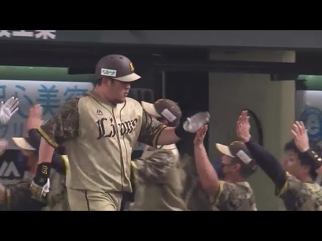 【4回裏】頼れるベテランの一発!! ライオンズ・中村剛也の先制となる第5号2ランホームラン!! 2022年8月4日 埼玉西武ライオンズ 対 オリックス・バファローズ