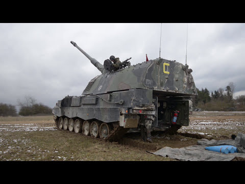 German Panzerhaubitze 2000 at Grafenwoehr
