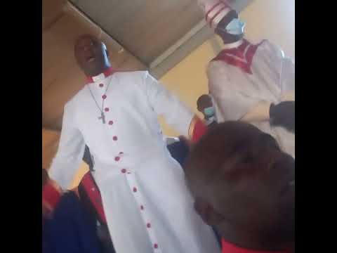 Mfundisi dlisa izimvu by Arch Bishop M.J Madolo