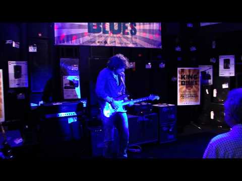 King of the Blues 2010 Claudio Tristano Los Angeles final