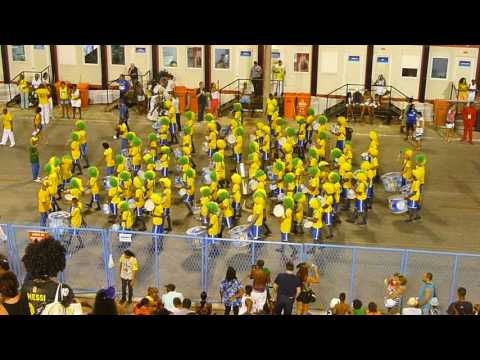 Caprichosos de Pilares - Inocentes da Caprichosos no sambódromo