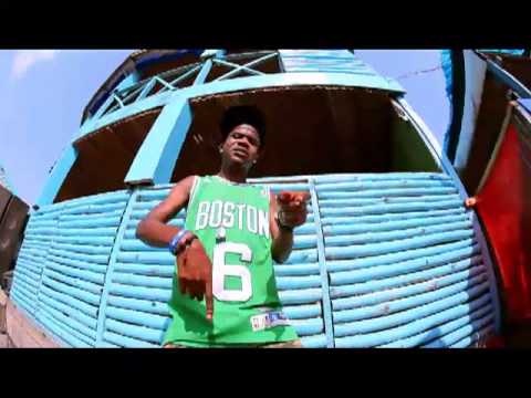 Uzio Tangle Video hq