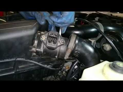 How to Replace a Volvo 850/S70/V70 MAF Sensor in 4 Minutes