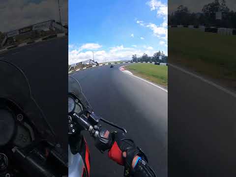 Girando en el autódromo de tocancipa en mi ns 200 🤩🔥#motos #bogota #autodromodetocancipa  #pista