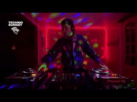 Techno Sunset presenta : PVLMA